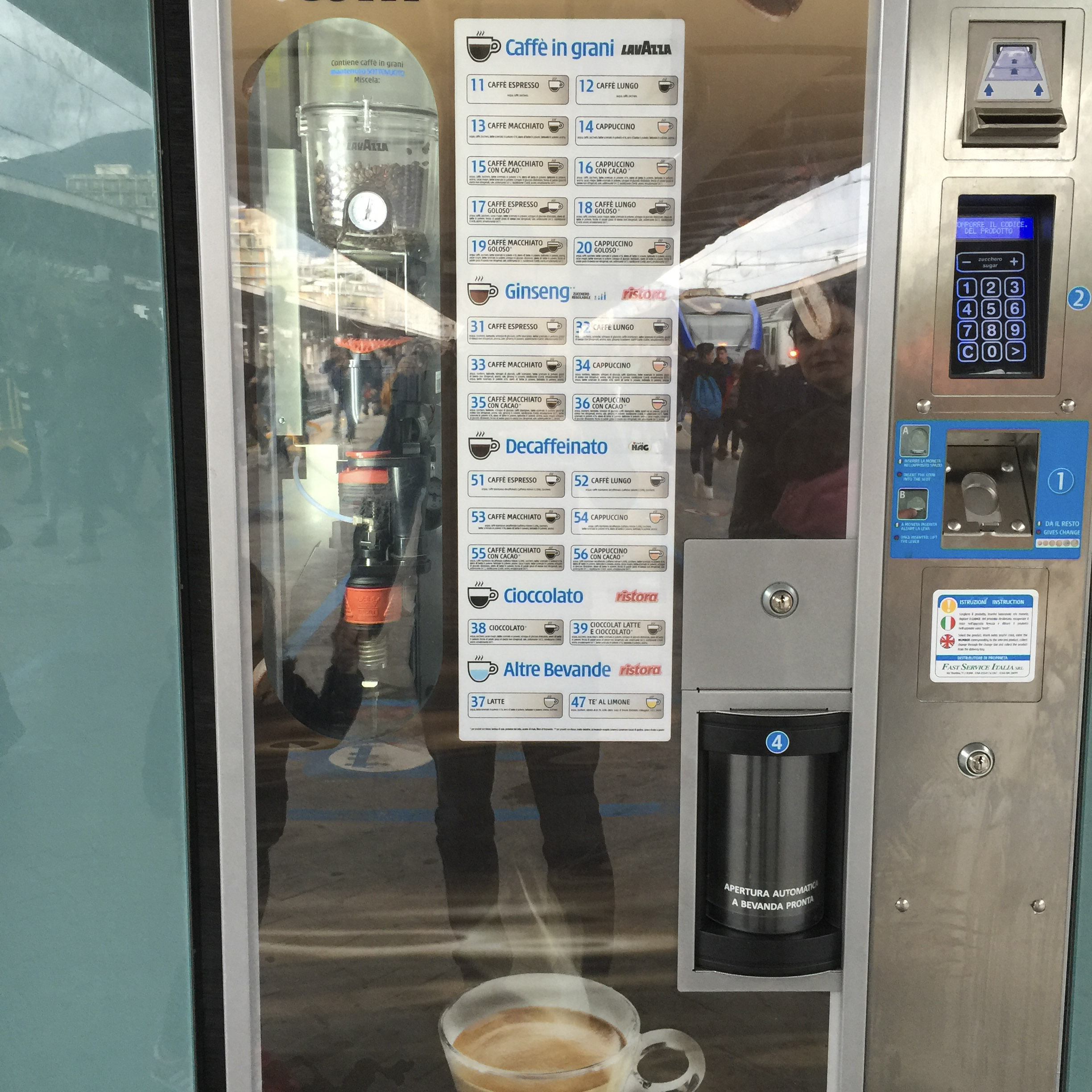 Distributeur automatique café en grain italien